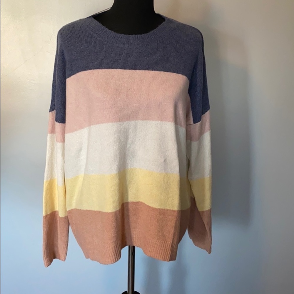 So Women’s Sweater NEW